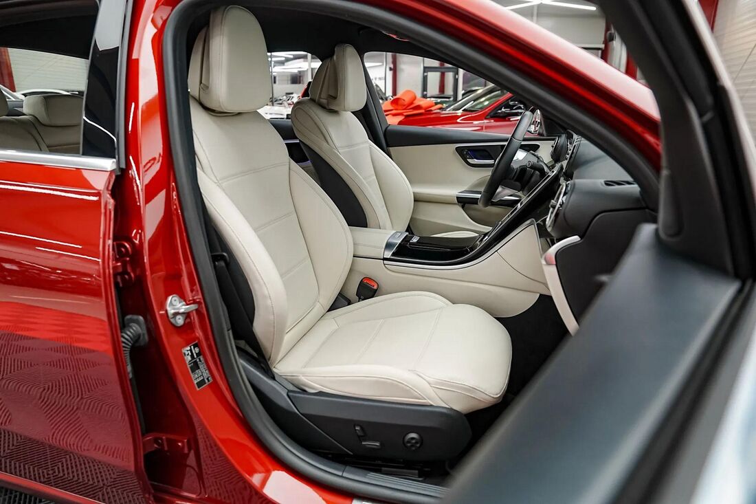 Mercedes-Benz C — imaginea 31